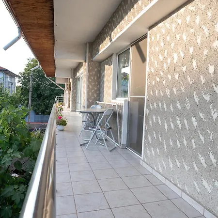 5 Bedrooms Luxury Apartment Villa-2
